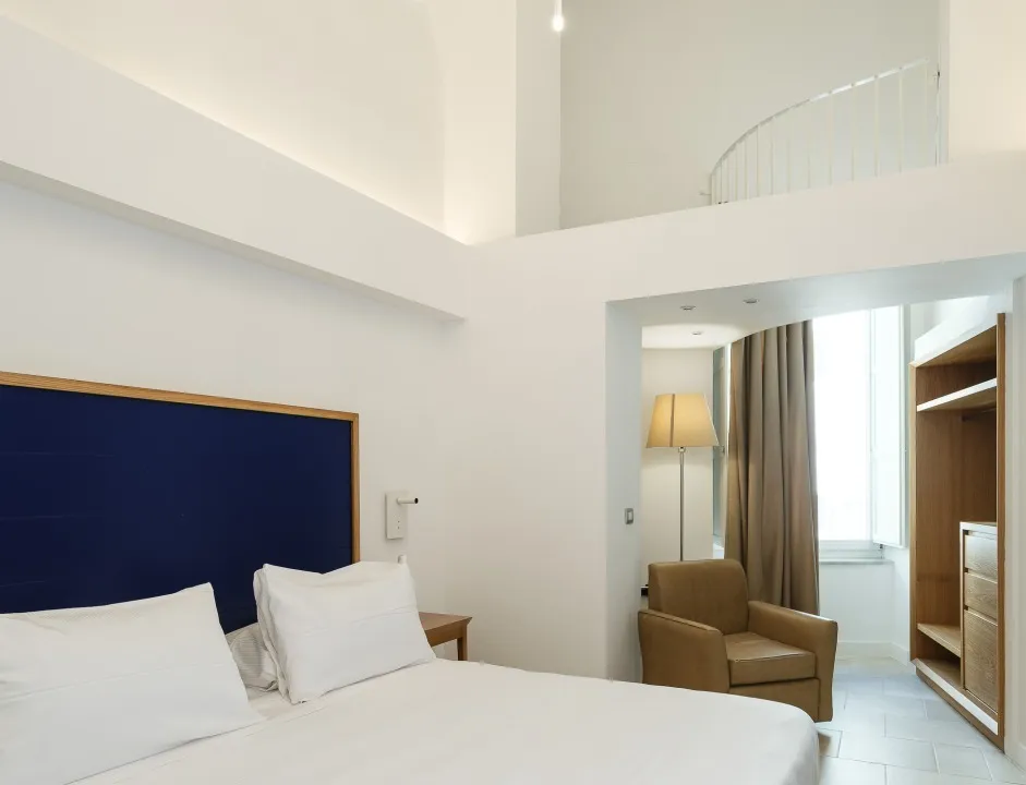 Deluxe Room-2